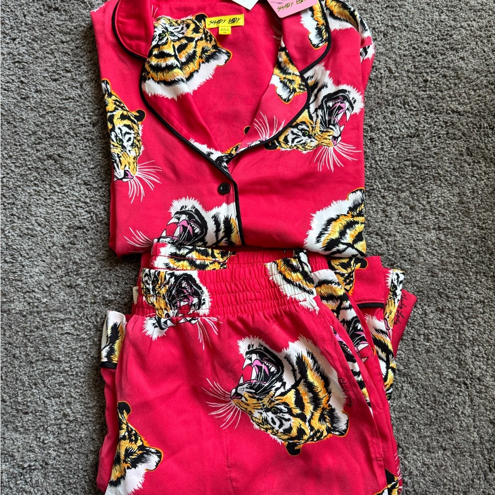 Shady Lady Pajama Set Tiger Print